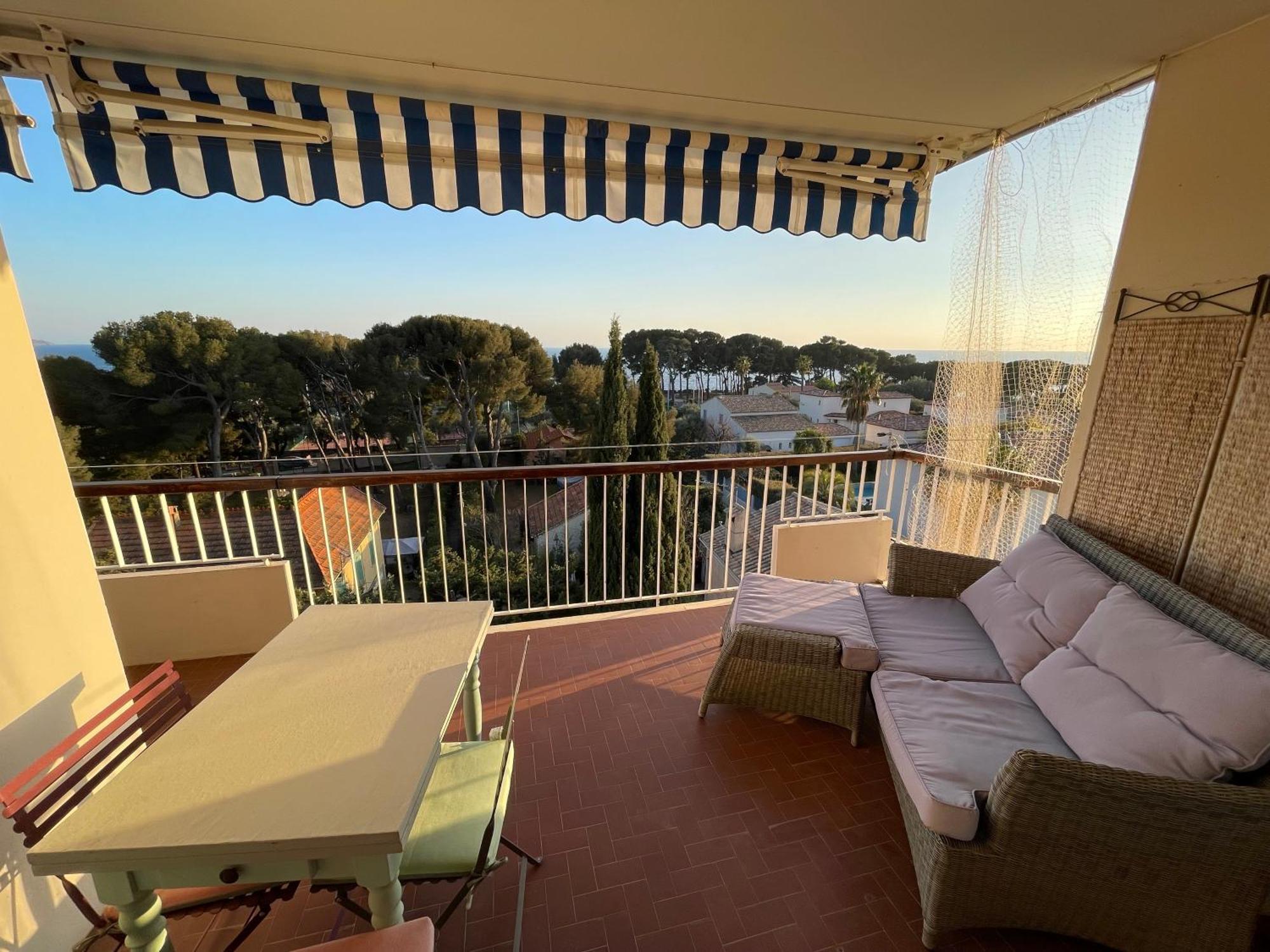 Appartement T3 Terrasse Vue Mer باندول المظهر الخارجي الصورة